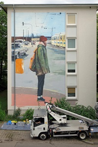 ... so the truck has to be pushed over! ...